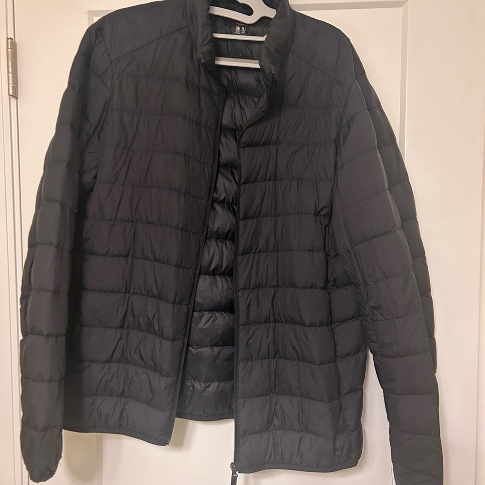 Uniqlo Ultra-lite down Jacket Men's Medium